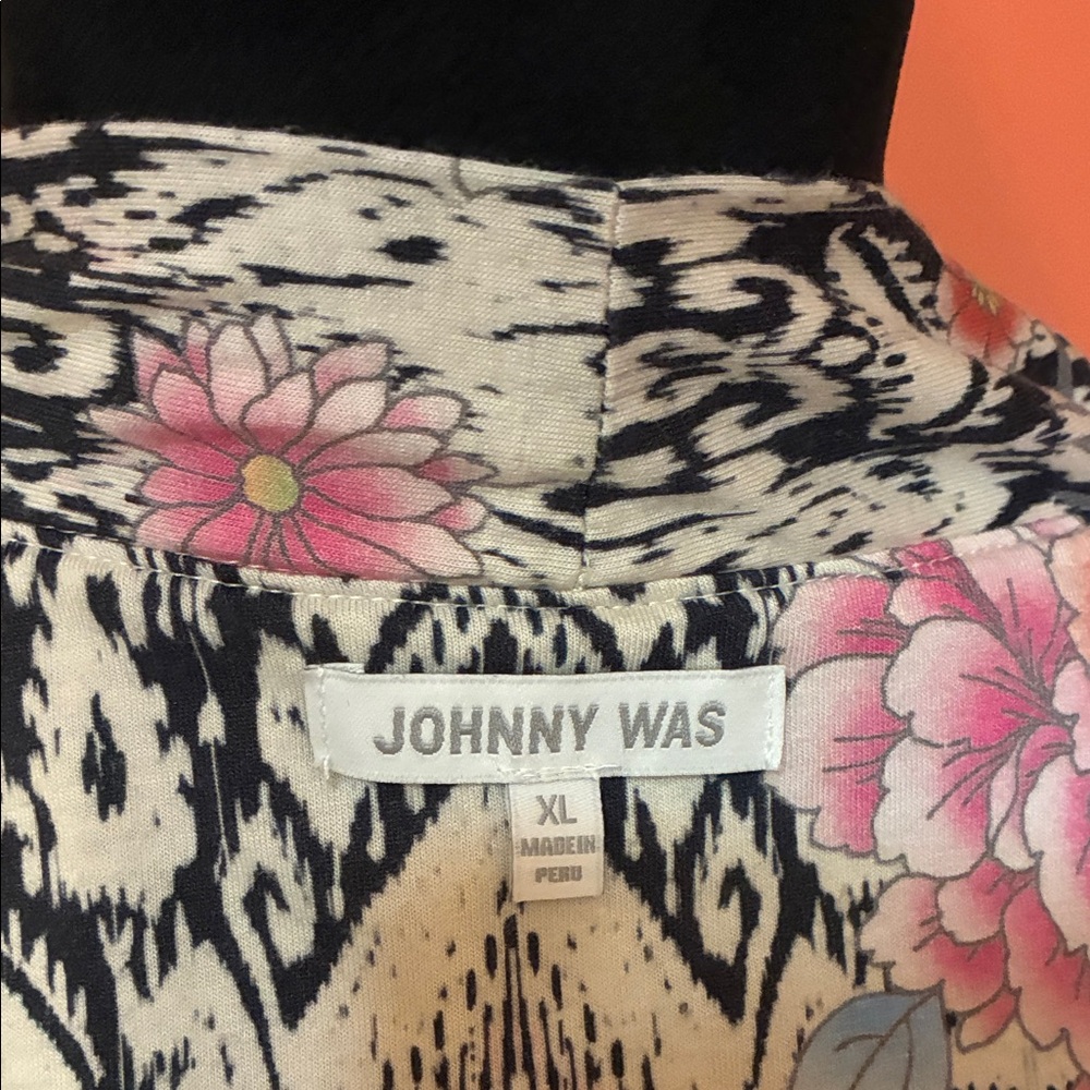Floral Print Johnny Was Women's Robe - Picture 4 of 4